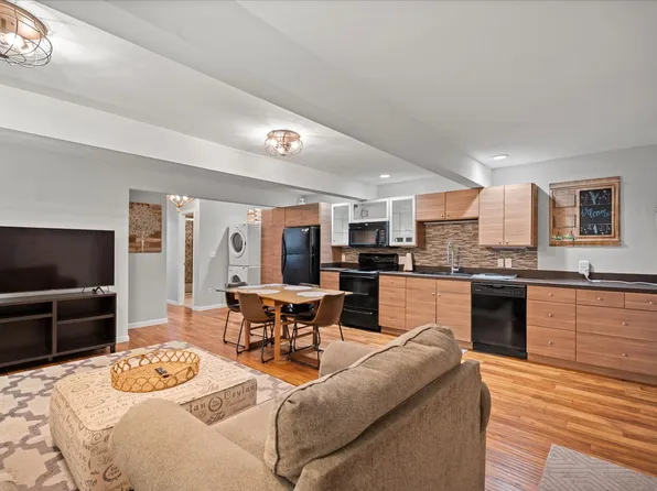 5873 S Prince St Unit 209, Littleton, CO 80120