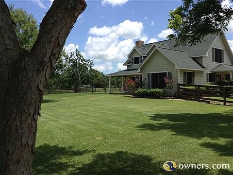 Beautiful equestrian property