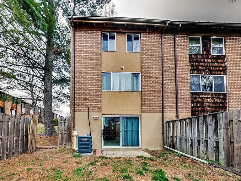 6510 Overheart Ln — Photo 37