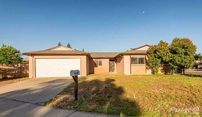 2865 N Miami Ave Clovis CA-small-001-3-1-666x386-72dpi