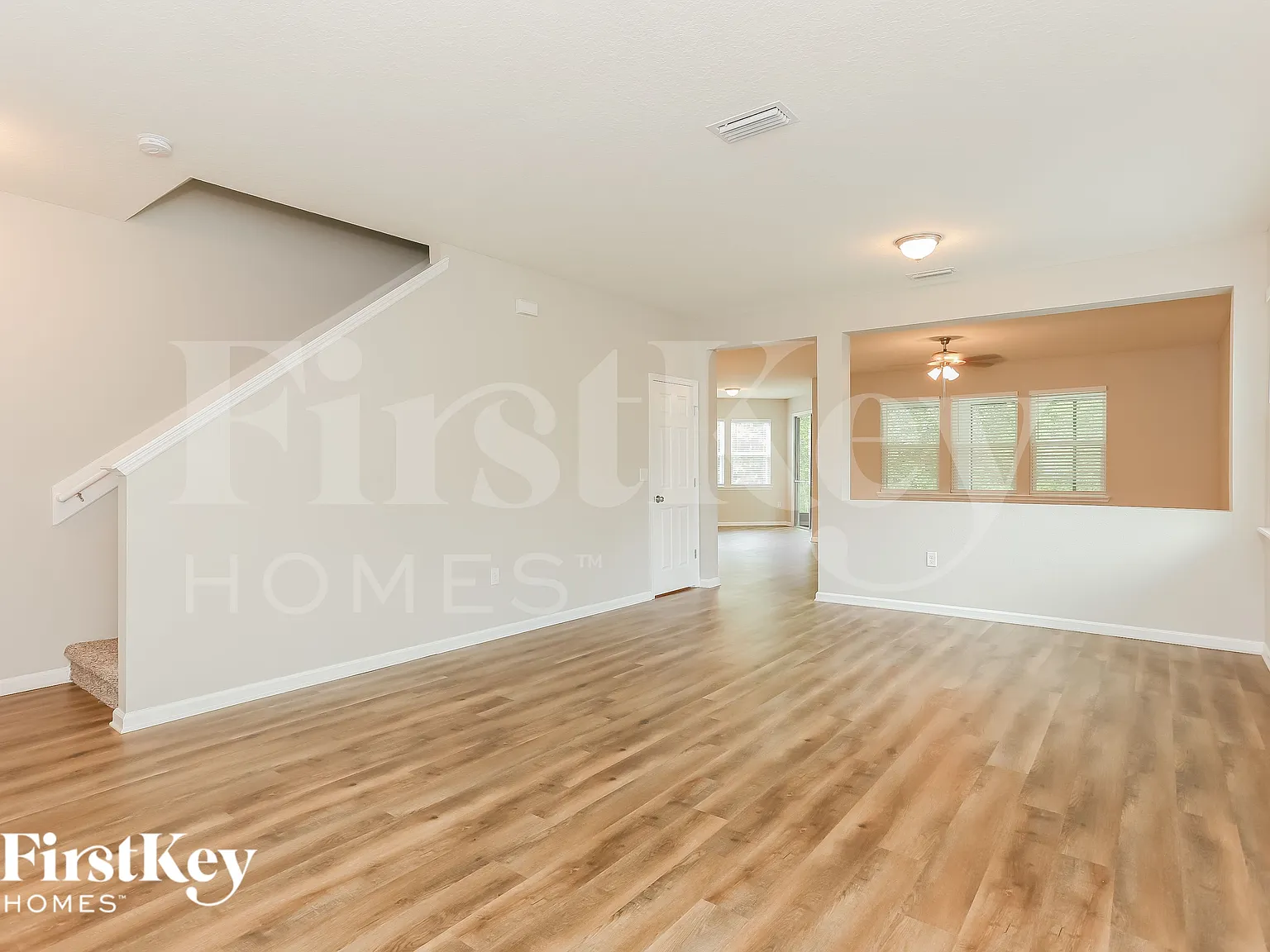 4 bed, 2.5 bath, 2776 sqft, $2,665 — Photo 3