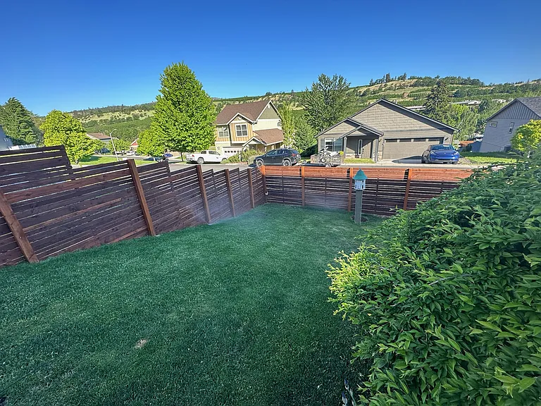 2537 Denton St — Photo 7