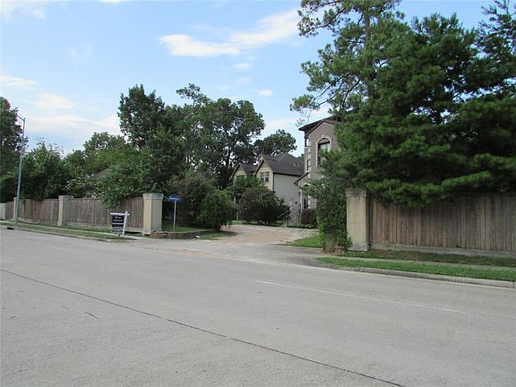 5th image of 1220 Parkerhaven Ct