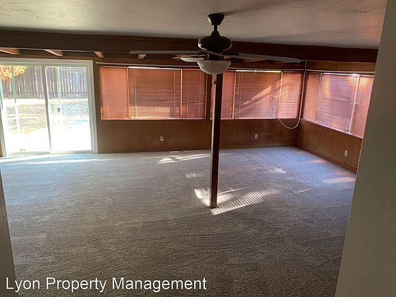 5th image of 501 Lilac Ln