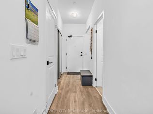 2489 Taunton Rd #219, Oakville, ON L6H0L3