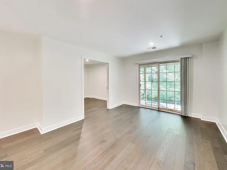 8012 Spring Arbor Dr — Photo 28