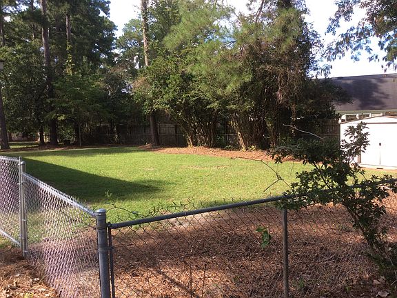 5th image of 413 Highland Ave