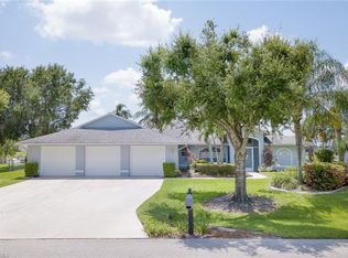 410 SE 10th Ct, Cape Coral, FL 33990