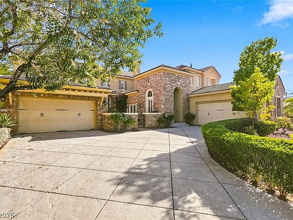 2nd image of 1357 Enchanted River Dr