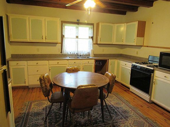 3rd image of 34058 Clearfield Dr