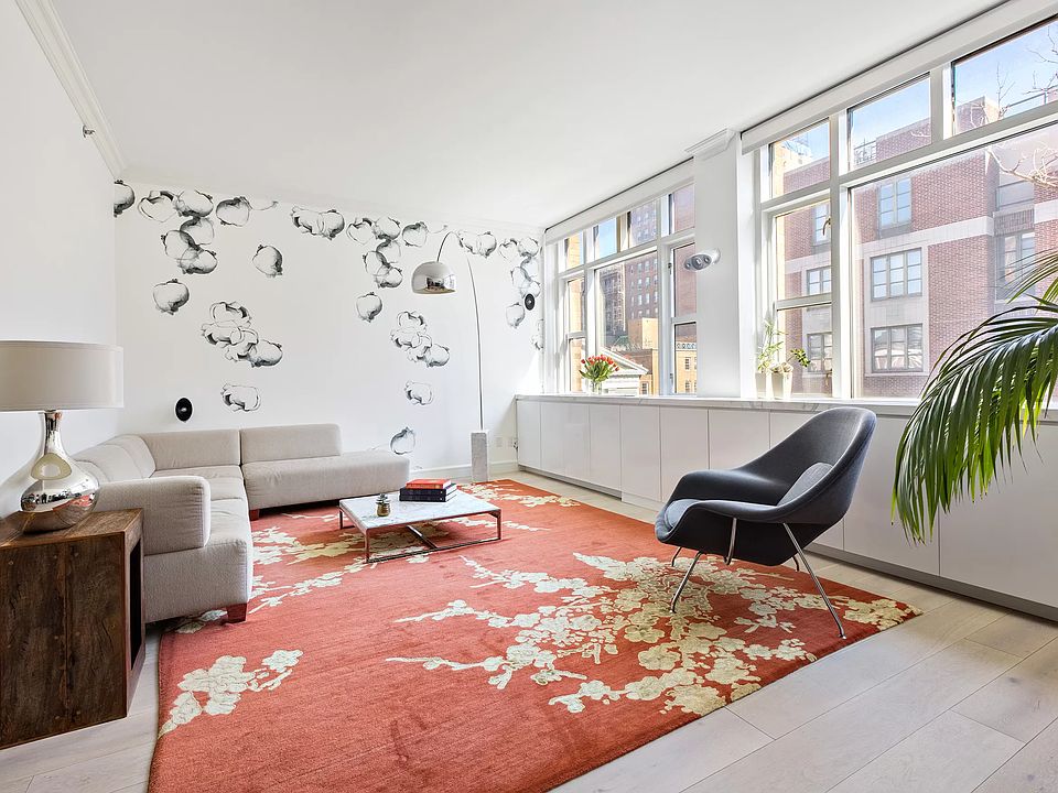 1st image of 88 Washington Pl APT 3D
