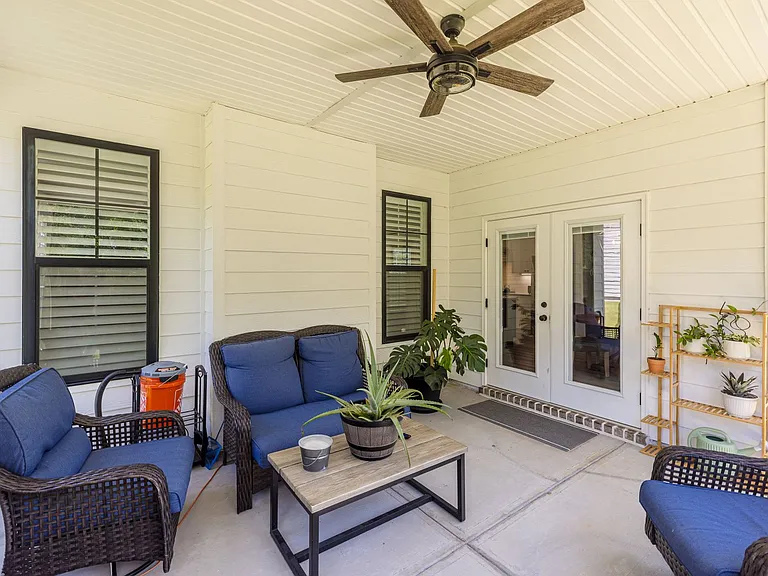 821 Lost Grove Trl — Photo 48