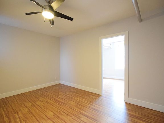 3rd image of 609 W 135th St APT 21