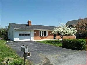 2nd image of 295 Pointfield Dr