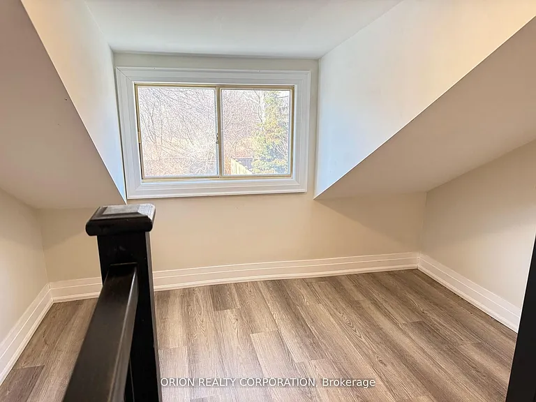 1016 Haig Blvd — Photo 44