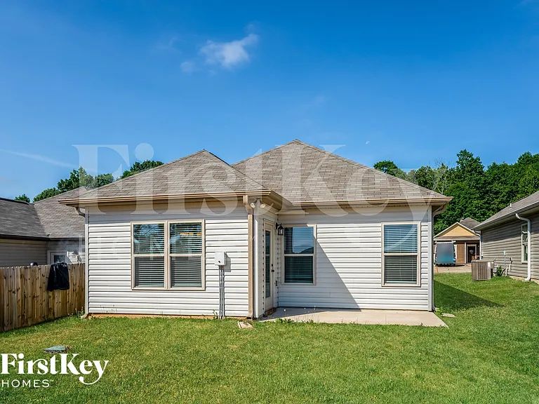 563 Kincaid Cove Ln — Photo 18