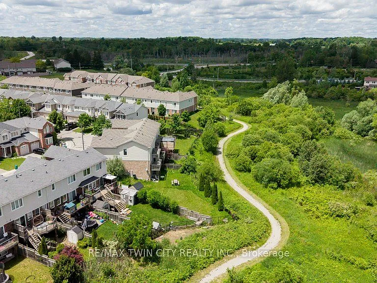 455 Guelph Ave #20 — Photo 37
