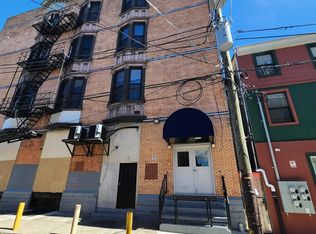 1338 W Girard Ave #1B, Philadelphia, PA 19123