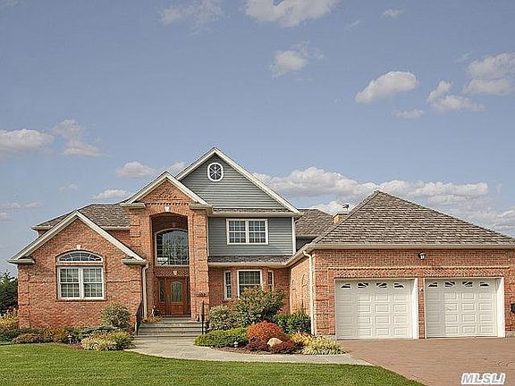 2nd image of 102 Tahlulah Ln