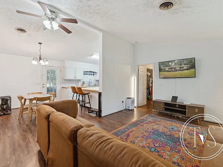 32 Gregory Ct — Photo 8