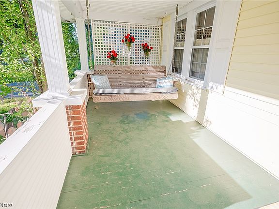 3rd image of 342 S Hazelwood Ave