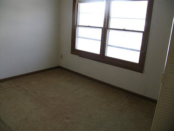 2nd image of 177 Logan Ln
