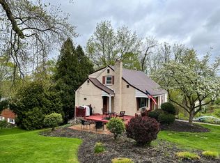 2466 Giant Oaks Dr, Pittsburgh, PA