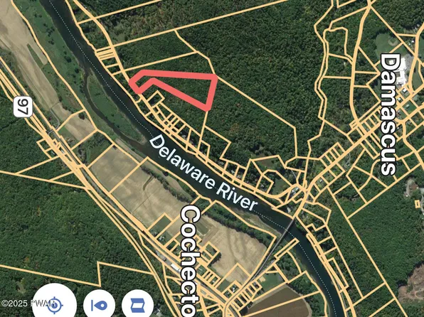 River Rd, Damascus, PA 18415