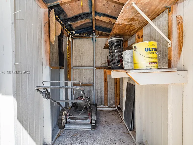 505 Heron Dr — Photo 38