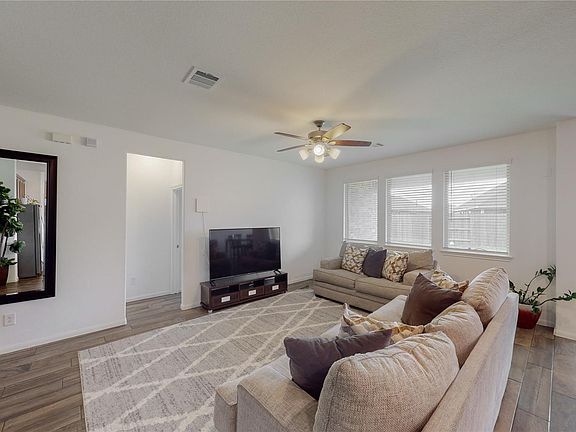 5th image of 31415 Whitcombe Summit Way