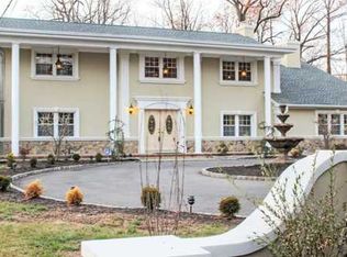 559 Colonia Blvd, Colonia, NJ 07067