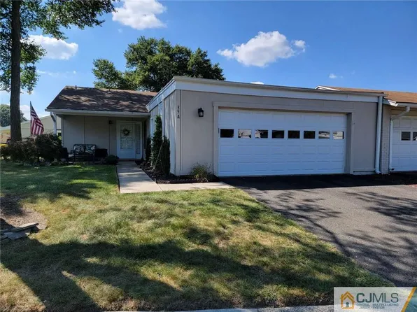 35 Haddon Rd #A, Monroe Township, NJ 08831