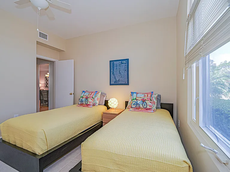 5035 Harmony Cir #101 — Photo 15