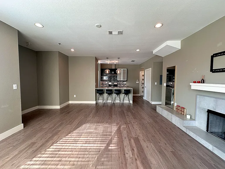 1320 May St #206 — Photo 9