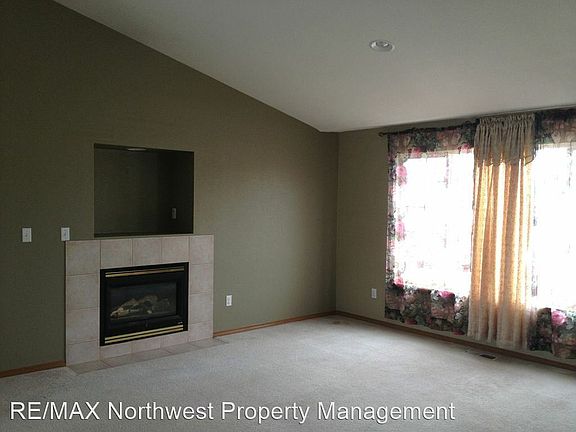4th image of 1318 Chatham Dr SE
