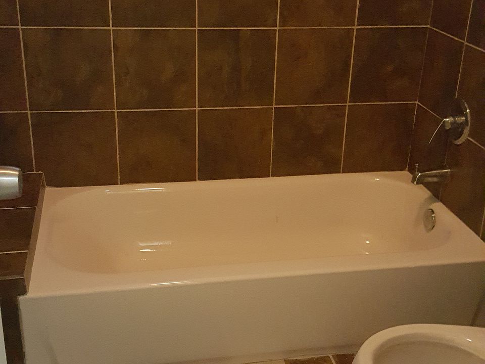 2nd image of 48 Elliott St APT 1