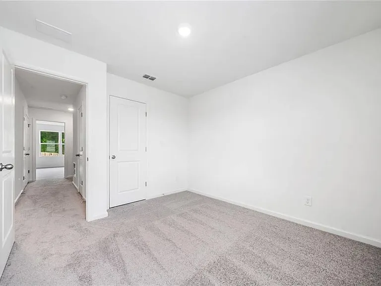 602 Jervis Way — Photo 30