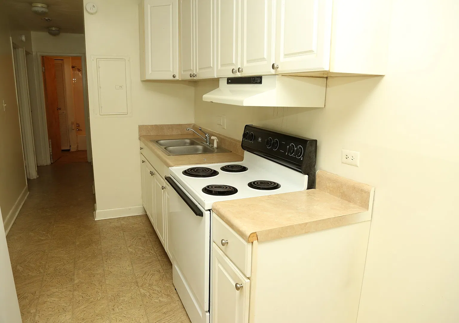 1500 Grady Ave — Photo 2