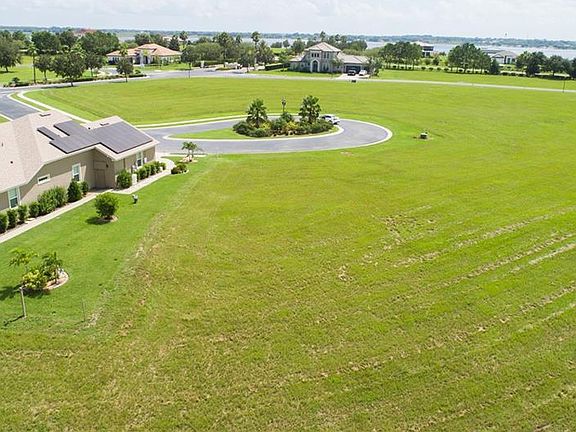 4th image of 533 Pond Cypress Ct