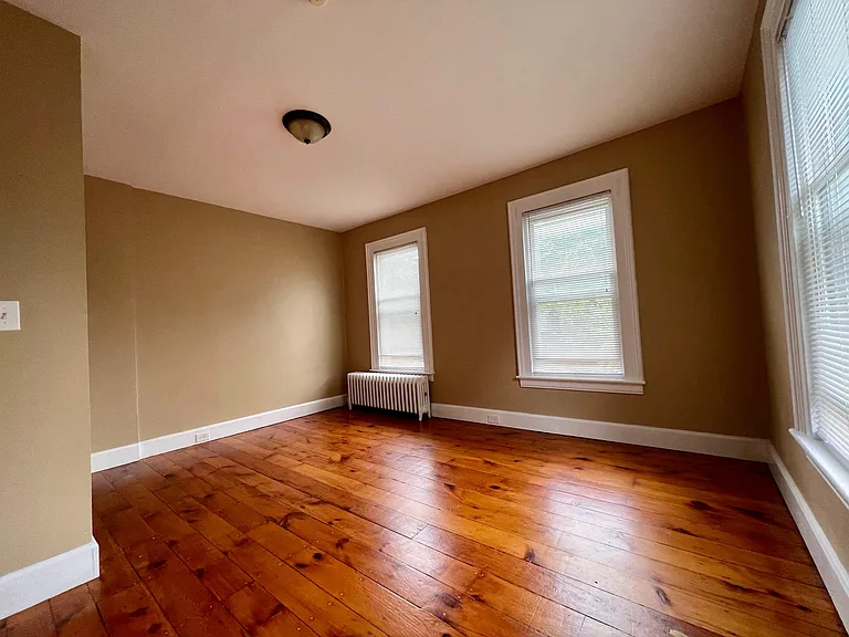 30 Willard St #2 — Photo 10