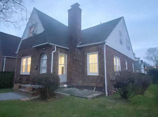 2502 169th St, Flushing, NY 11358