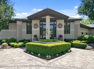 29 Meadow Rd, Palos Park, IL 60464