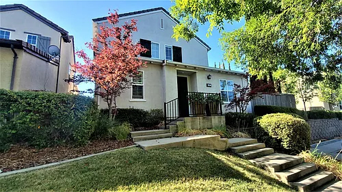 137 Talmont Cir Photo 1