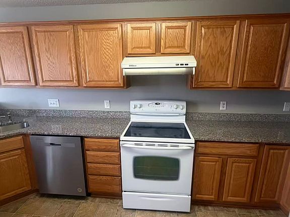 5th image of 17157 Eagleview Way