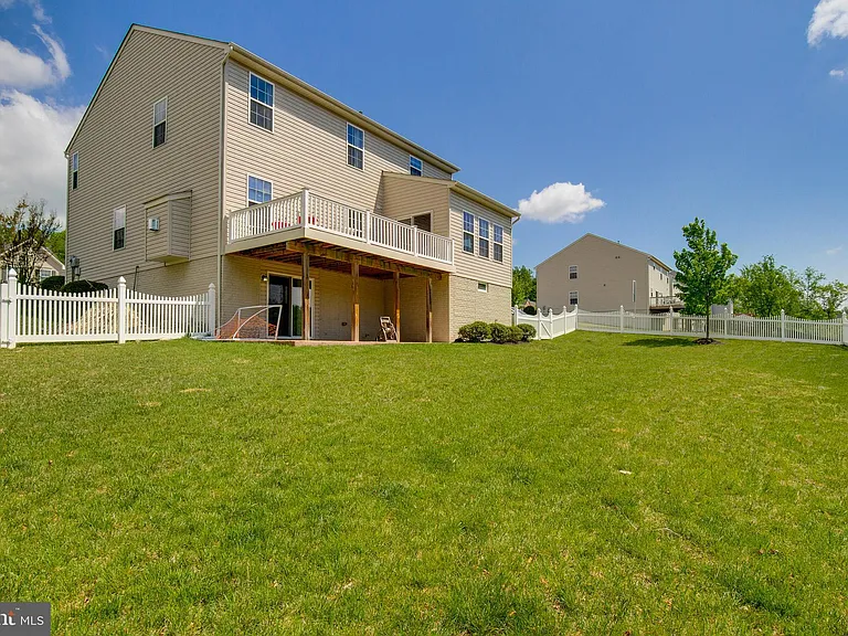 46 Bismark Dr — Photo 30