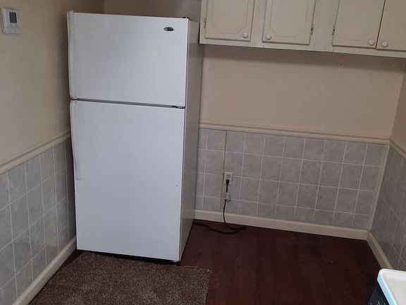 4th image of 8936 Commercial Blvd #2