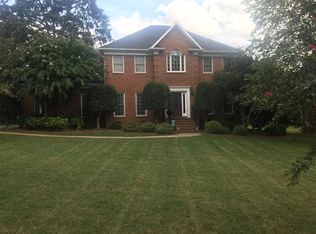 11336 Chestnut Hill Dr, Matthews, NC 28105