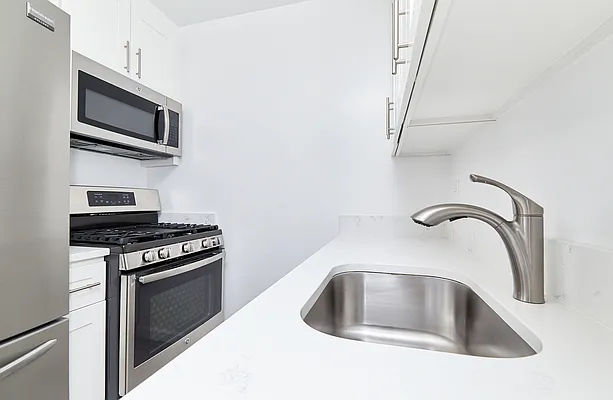 Rented by PocketBroker Inc | media 4