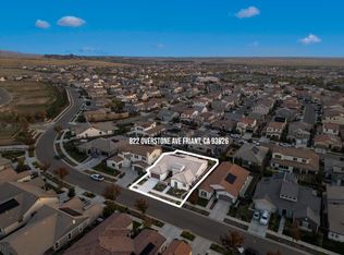 822 Overstone Ave, Madera, CA 93636