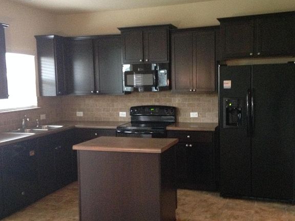 2nd image of 742 Great Oaks Dr